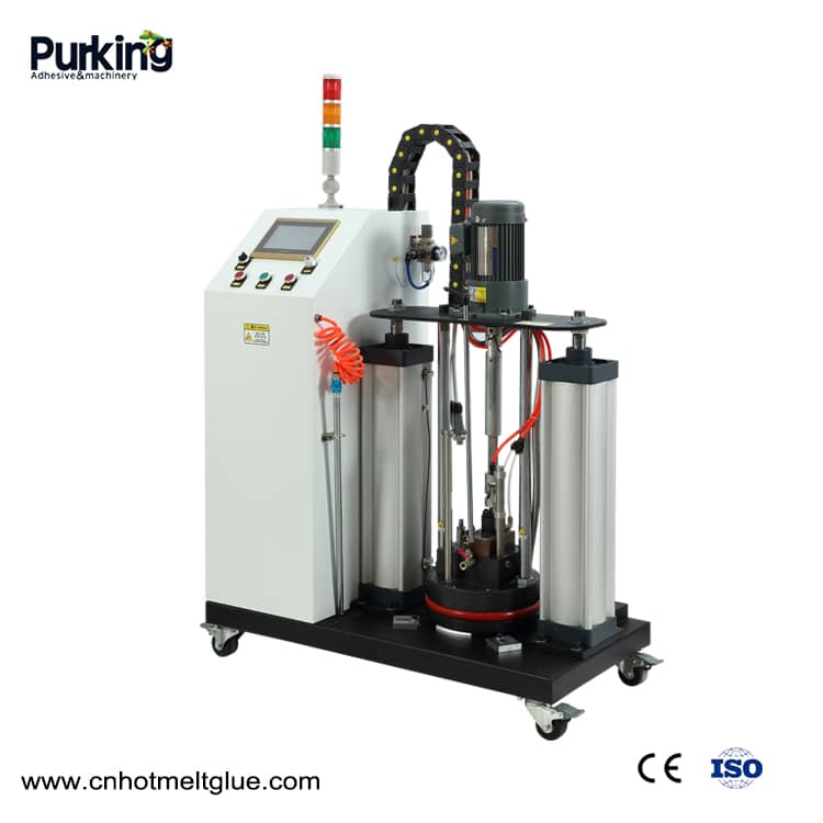 მოდის თუ არა ტიკტოკის მასწავლებელი ქარხანაში ასეთი სამუშაოს წარმართვისთვის?